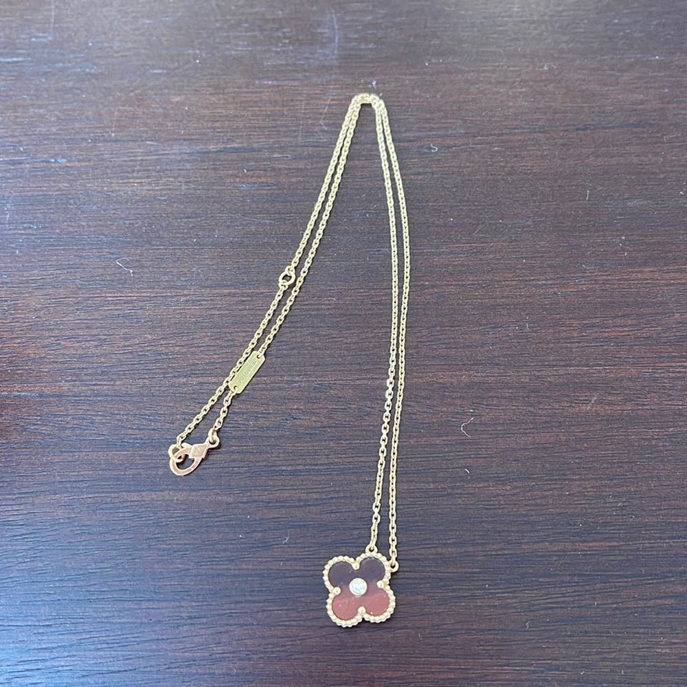 COPY - VAN CLEEF & ARPELS BROWN SMALL ALHAMBRA 2020 DIAMOND NECKLACE